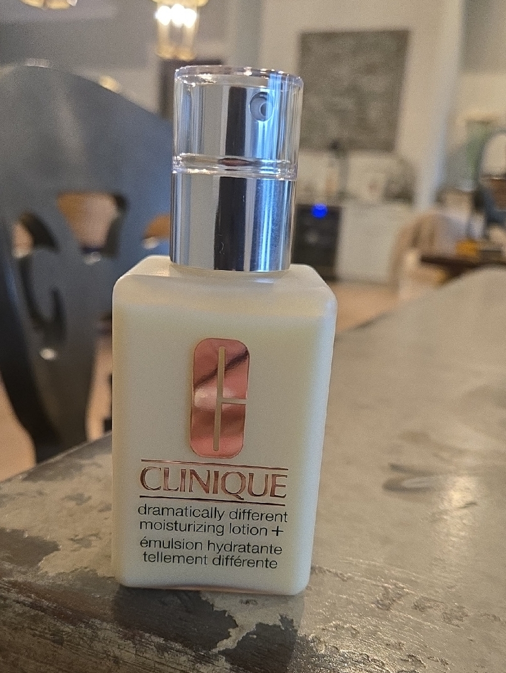 Clinique Dramatically Different Moisturizing Lotion+ 4.2 fl. oz. NWT